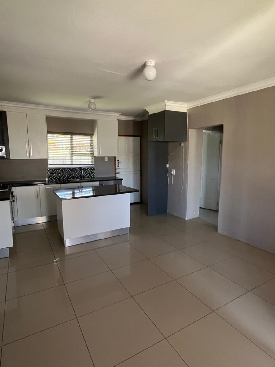 4 Bedroom Property for Sale in Abbotsford Eastern Cape